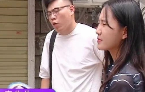 男子买了条法国斗牛犬，回家一看傻了眼，老板：你打电话报警吧
